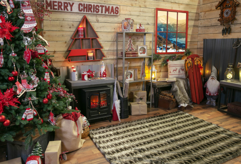 Tips for Organizing Christmas or Holiday Décor in Your Storage Shed